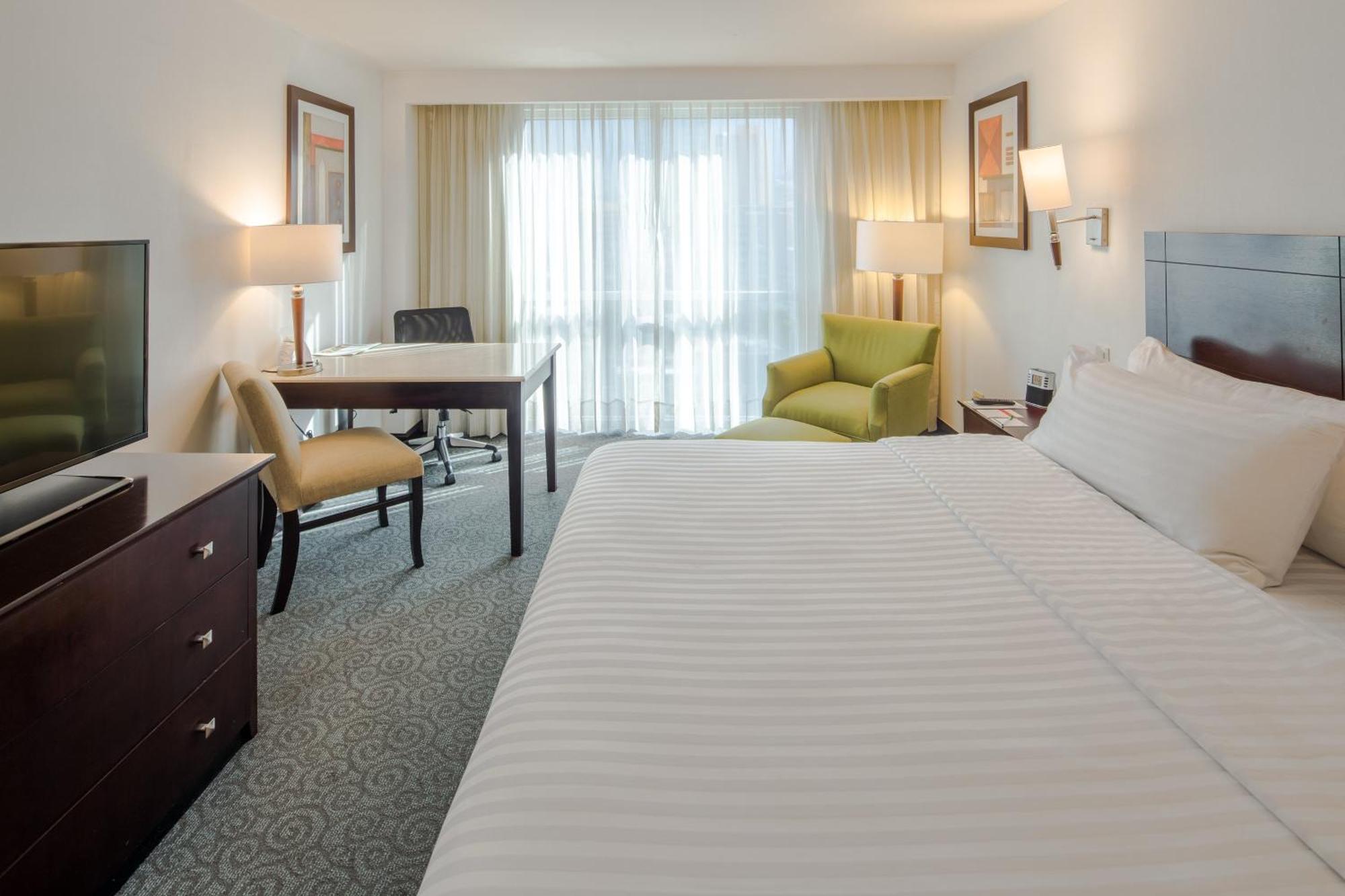 Holiday Inn Monterrey Valle By Ihg San Pedro Garza Garcia Exterior photo